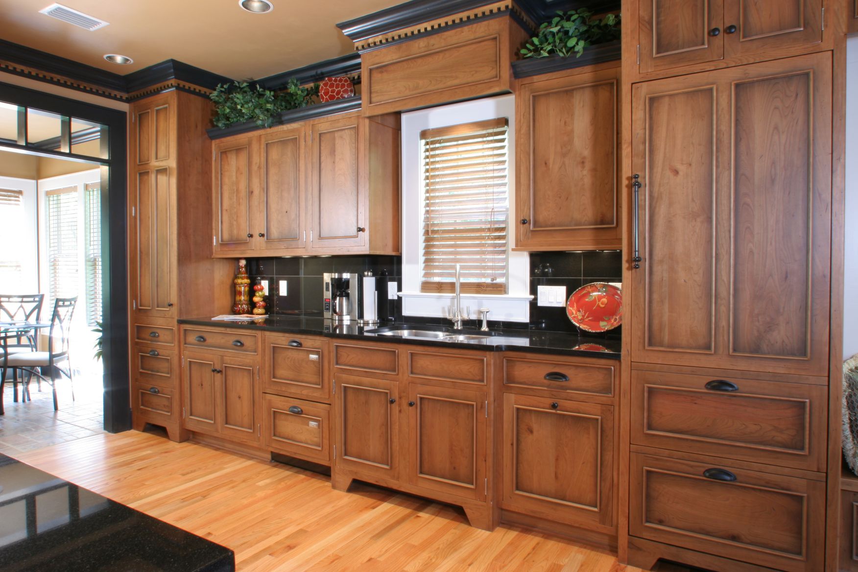 kitchen design around oak cabinet